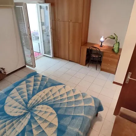 New ❷⓿❷❸ Reni Guest Guest house